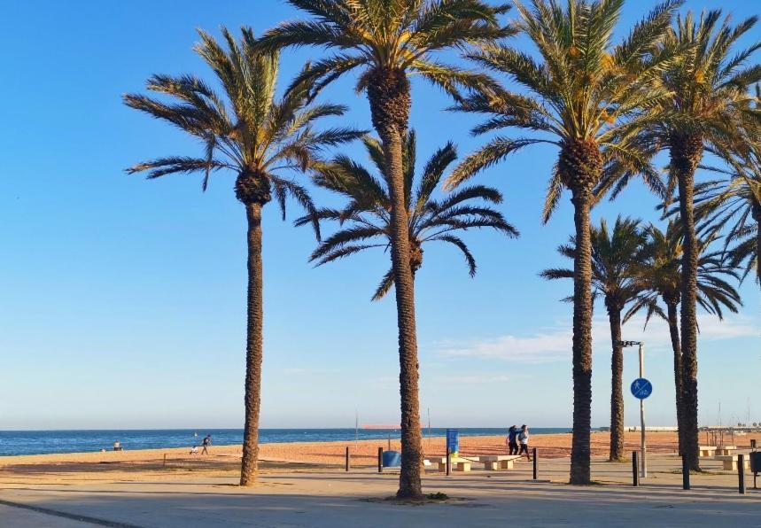 Apartmán Duplex / Beach 3Min/ Bcn Center 10Min/Tren 2Min Sant Adria de Besos Exteriér fotografie